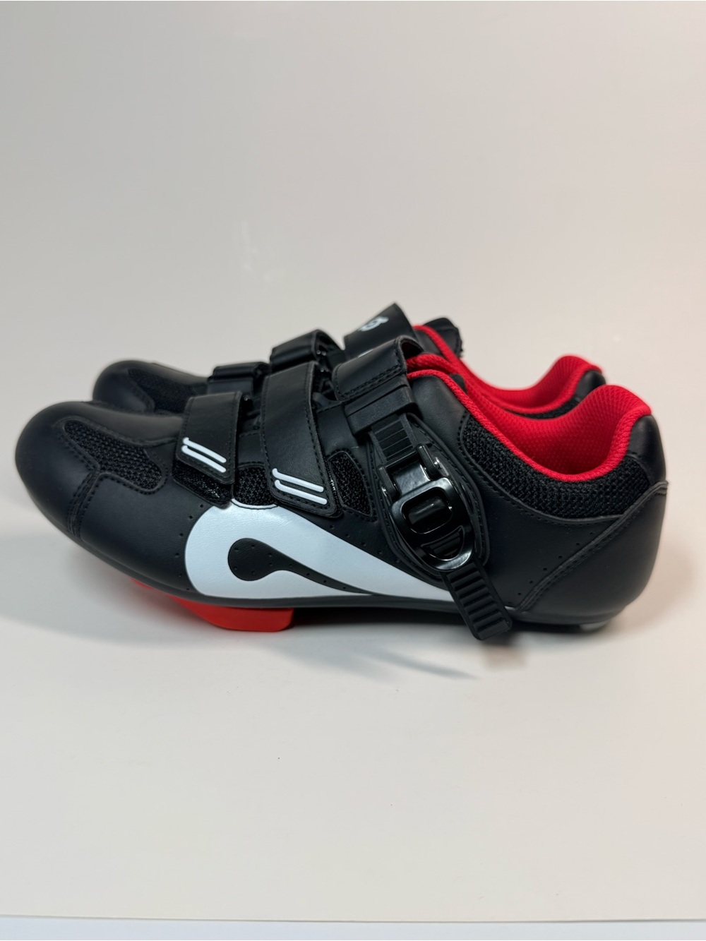 Peloton size 40 w/ CLIPS   cycling shoes cleats  Men 7 women 9
